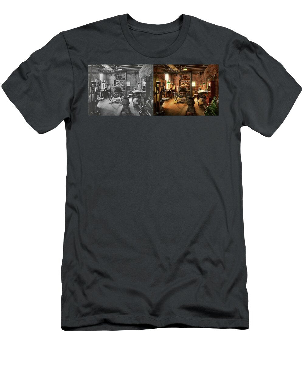 Car Mechanic a Car Is Born 1935 Side By Side Mike Savad T-Shirt