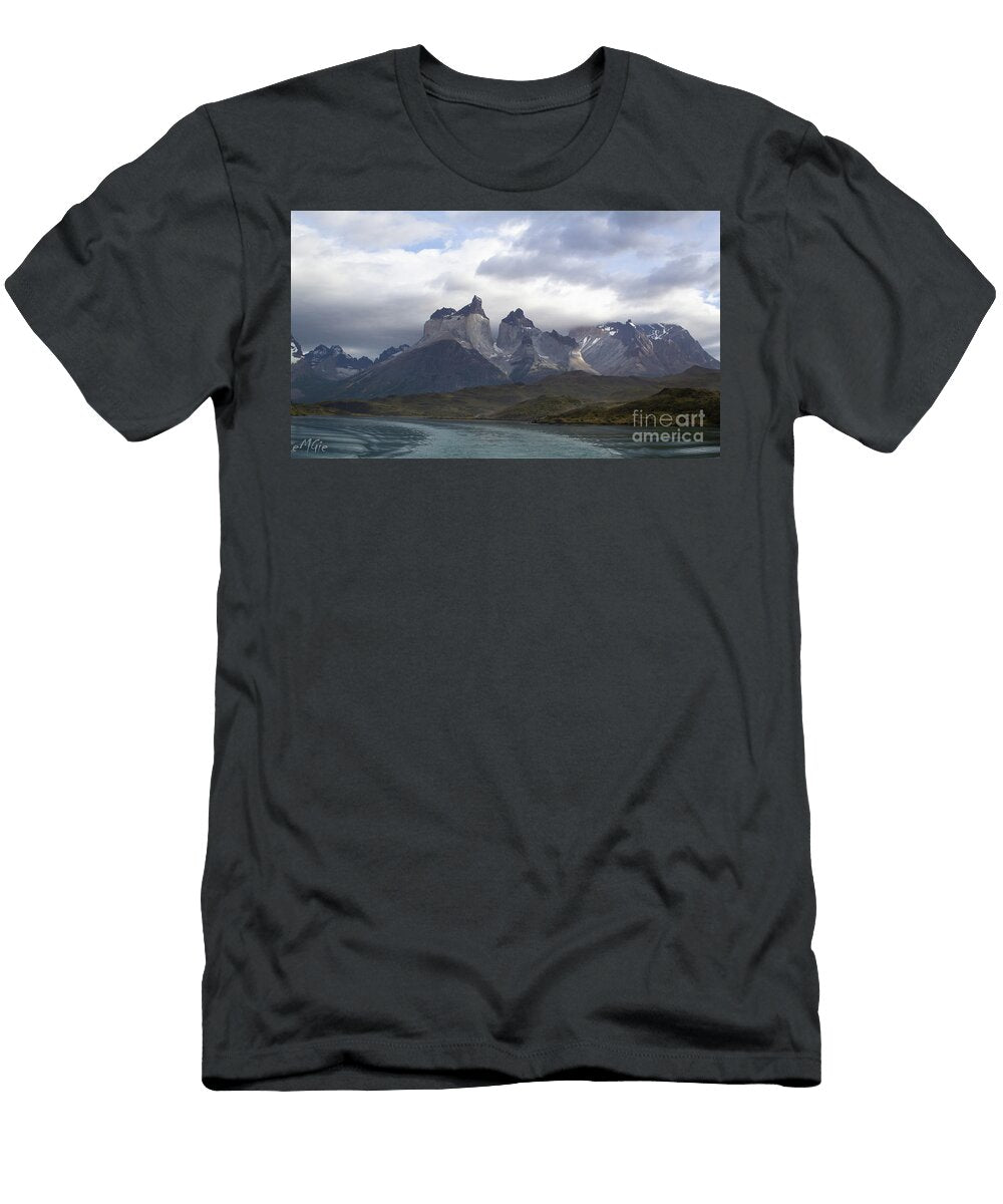 Cerro Cuernos Del Diablo Monika Grabowska T-Shirt