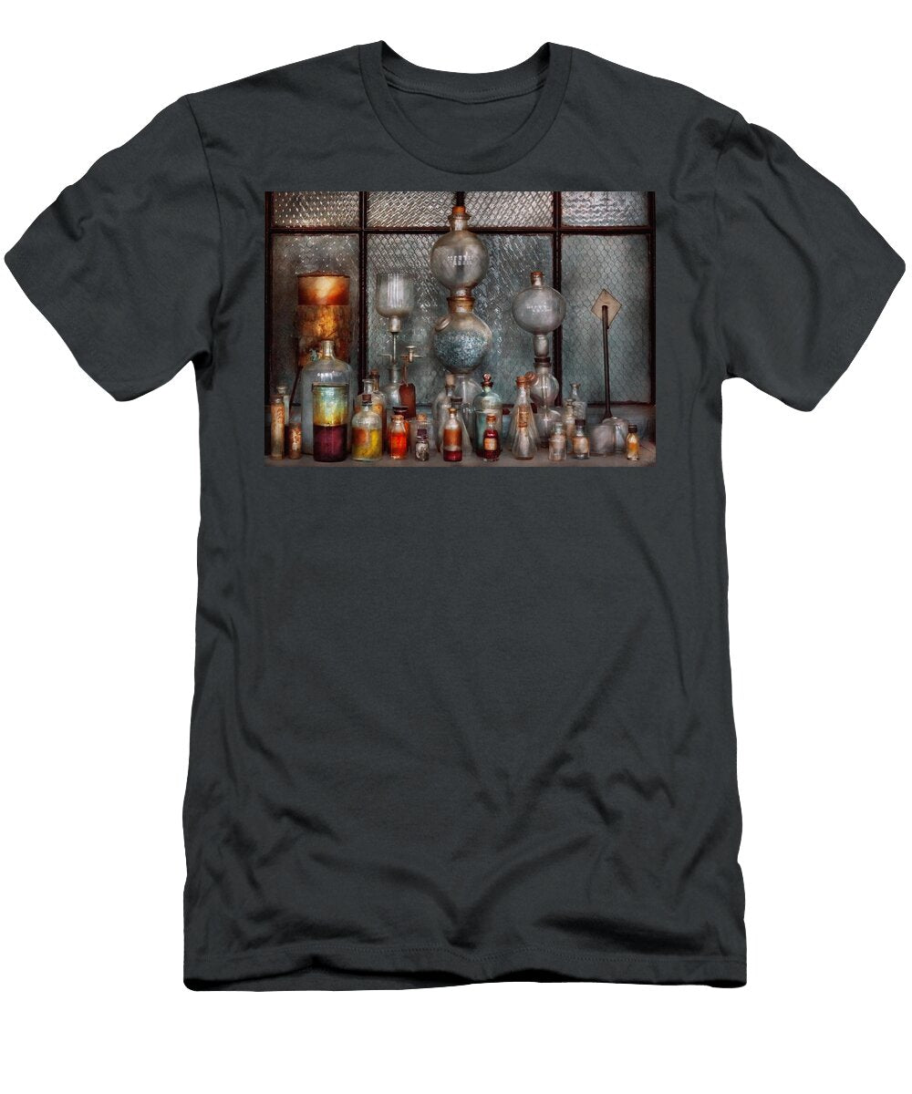 Chemist the Apparatus Mike Savad T-Shirt