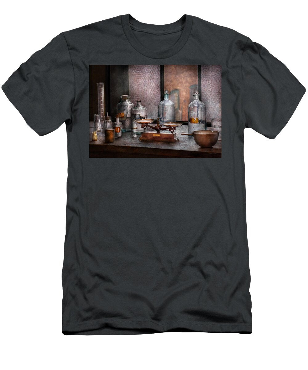 Chemist the Art of Measurement Mike Savad T-Shirt