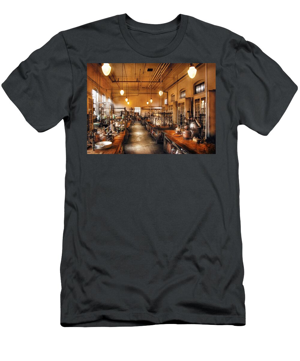 Chemist the Chem Lab Mike Savad T-Shirt