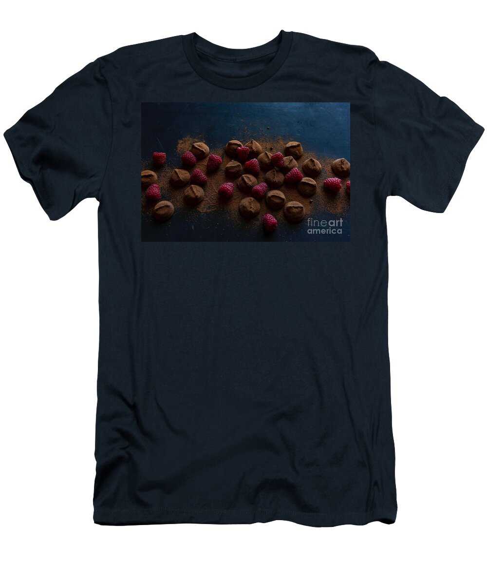 Chocolates Nomonkey B T-Shirt