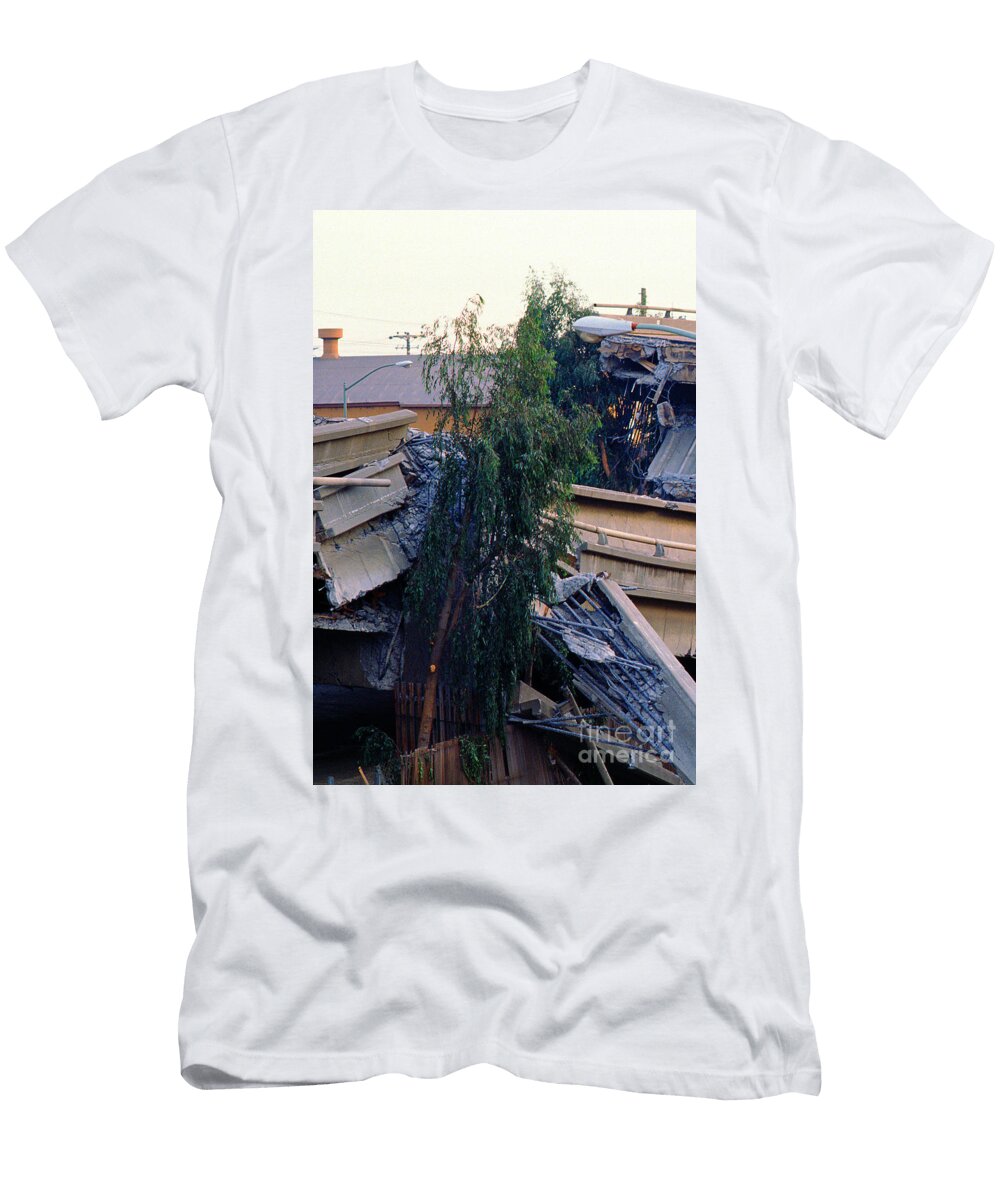 Cypress Freeway Collapse Loma Prieta Earthquake 1989 Wernher Krutein T-Shirt