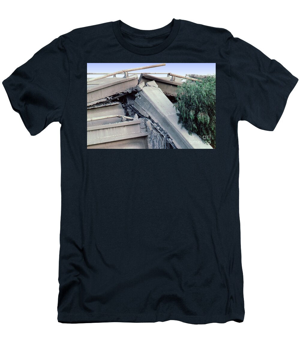 Cypress Freeway Collapse Loma Prieta Earthquake Oakland 1989 Wernher Krutein T-Shirt