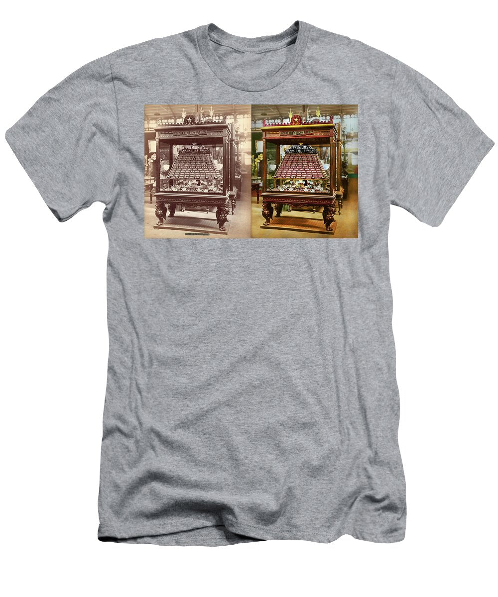 Denitst a Pile of Smiles 1876 Side By Side Mike Savad T-Shirt