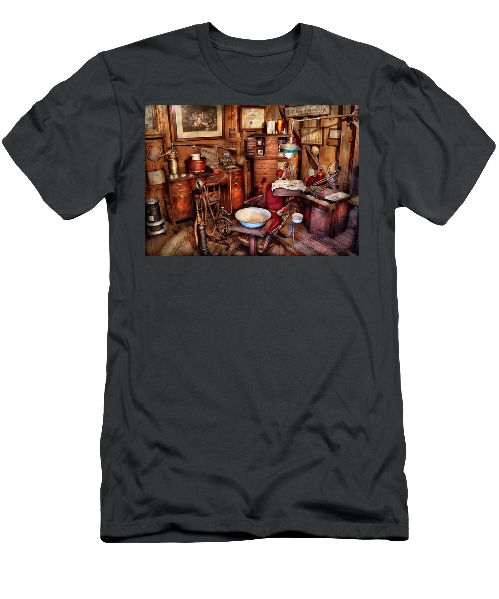 Dentist the Doctor Will Be with You Soon Mike Savad T-Shirt