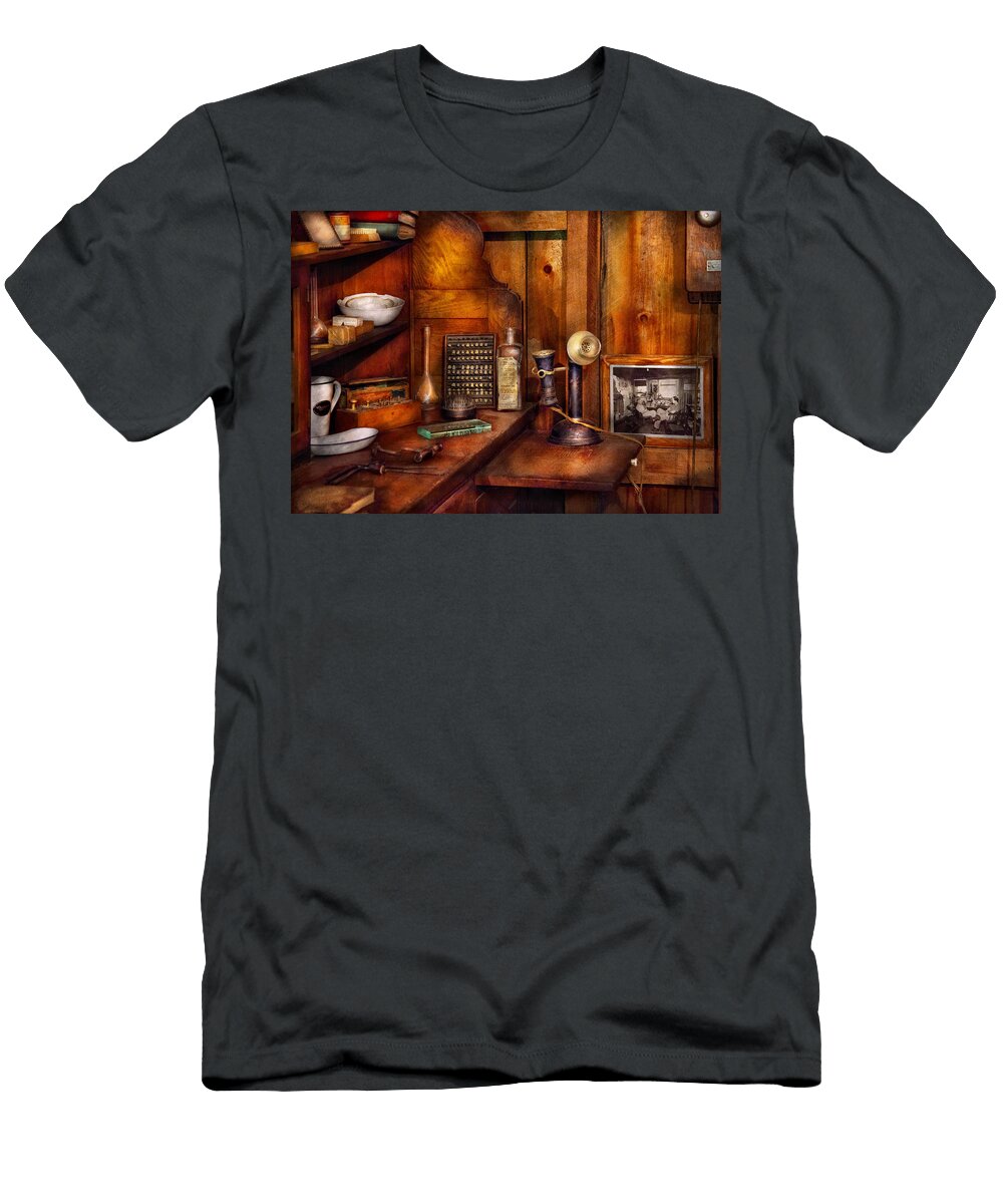 Dentist Time for Your Next Appointment Mike Savad T-Shirt