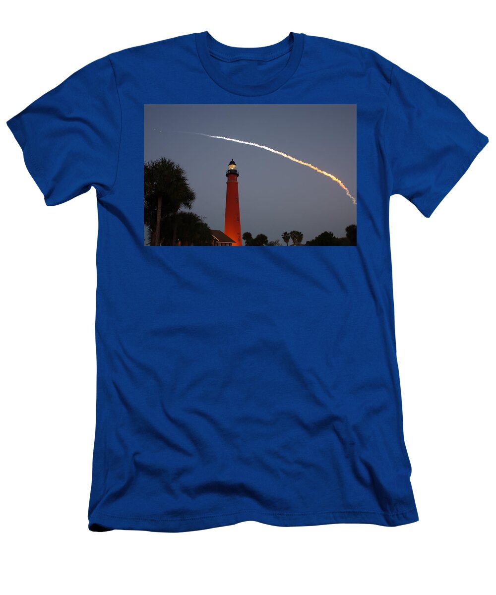 Discovery Booster Separation Over Ponce Inlet Lighthouse Paul Rebmann T-Shirt