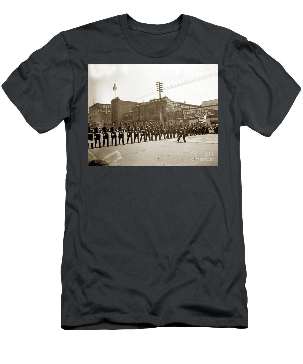 Dr Ludlum Hill Dentist 1443 Market Street Nr Eleventh St San Francisco 1900 California Views Mr Pat Hathaway Archives T-Shirt