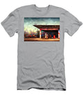 End of the Road Gas Station Backroads USA 20221114a Wingsdomain Art and Photography T-Shirt