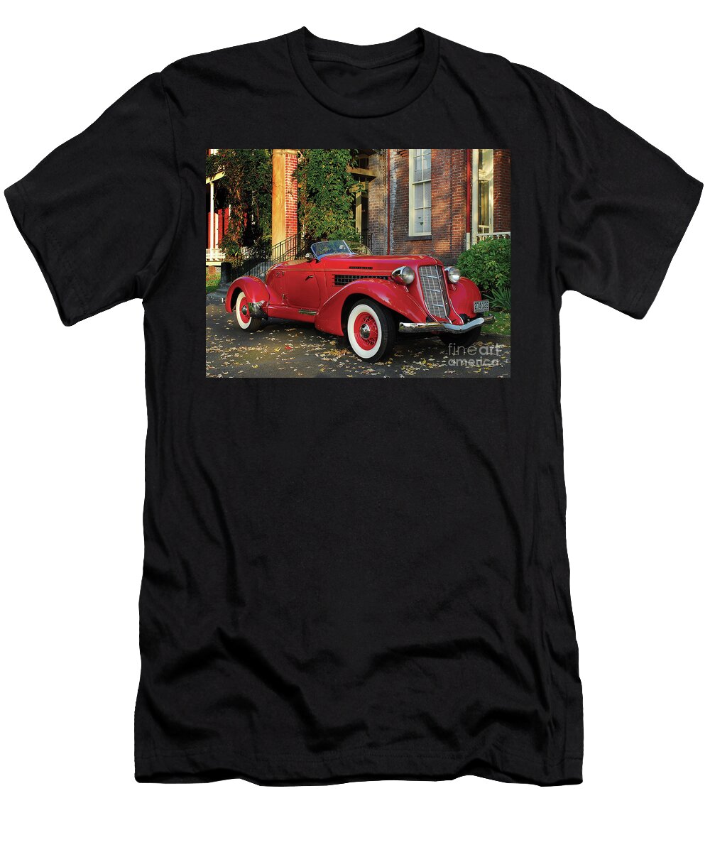 Exclusive American Retro Luxury Red Sexy 1936 Auburn 852 Sc Dual Ratio Supercharged Speedster Vladyslav Shapovalenko T-Shirt