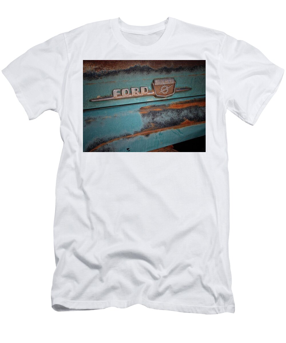 Ford Fender Badge Buck Buchanan T-Shirt