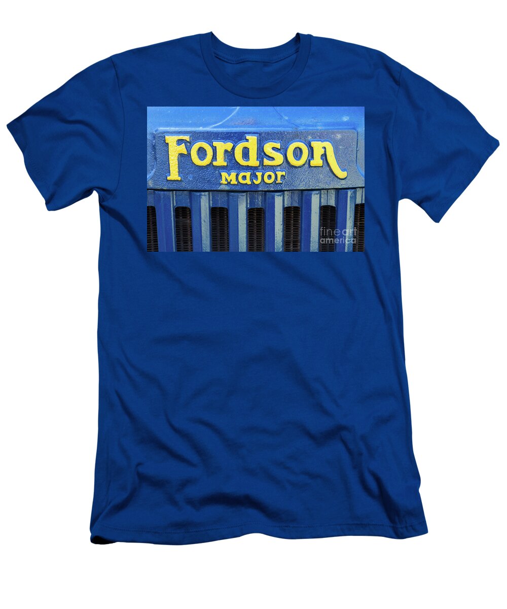 Fordson Major Tractor 01 Rick Piper Photography T-Shirt