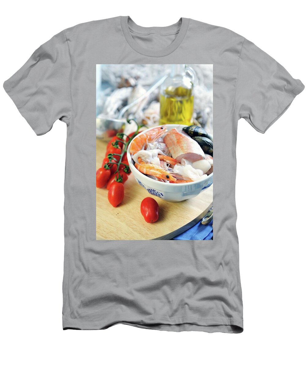 Fresh Ingredients for Fish Soup Mussels Squid Prawns Red Mullet Mario Matassa T-Shirt