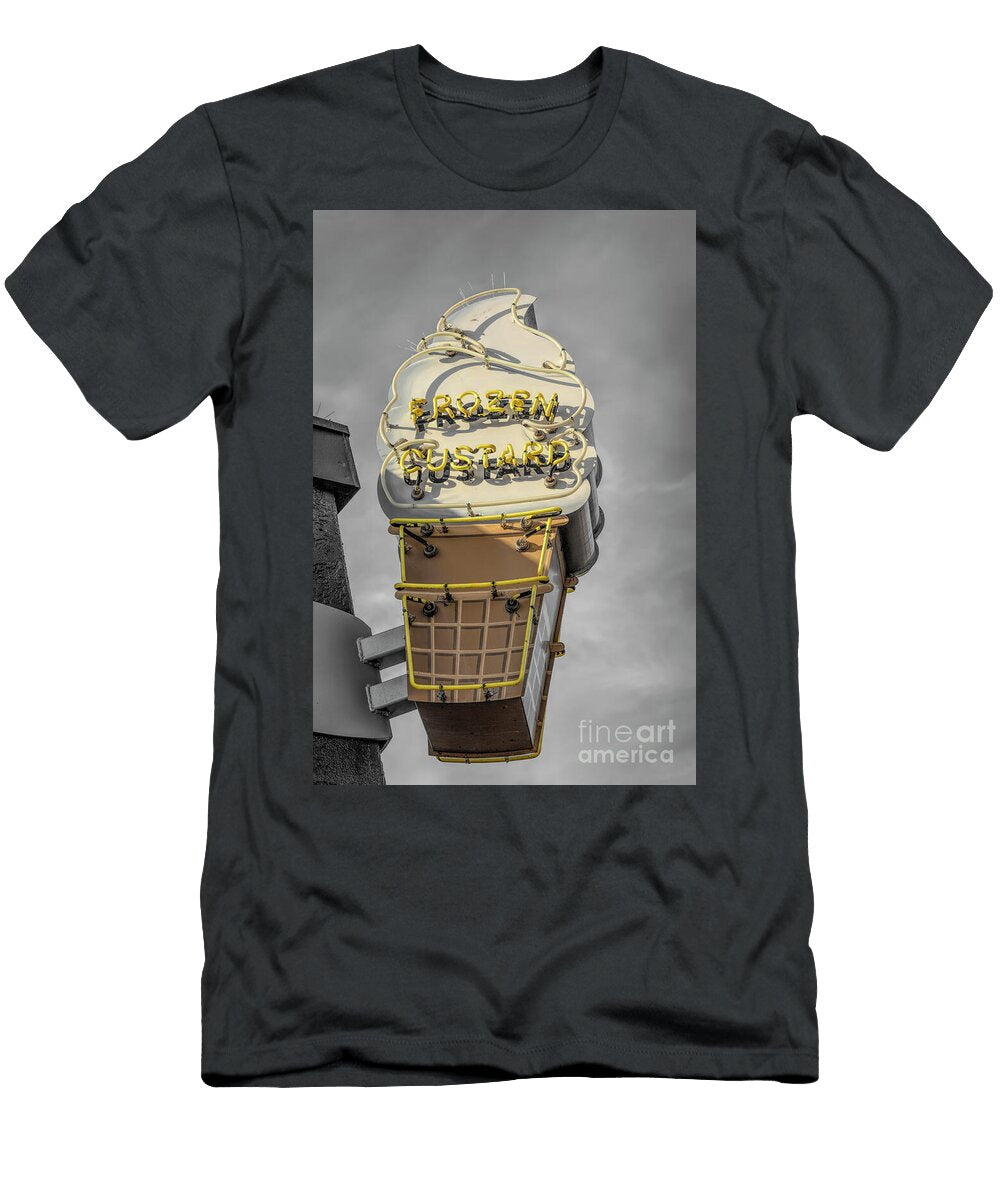 Frozen Custard Sc Elisabeth Lucas T-Shirt