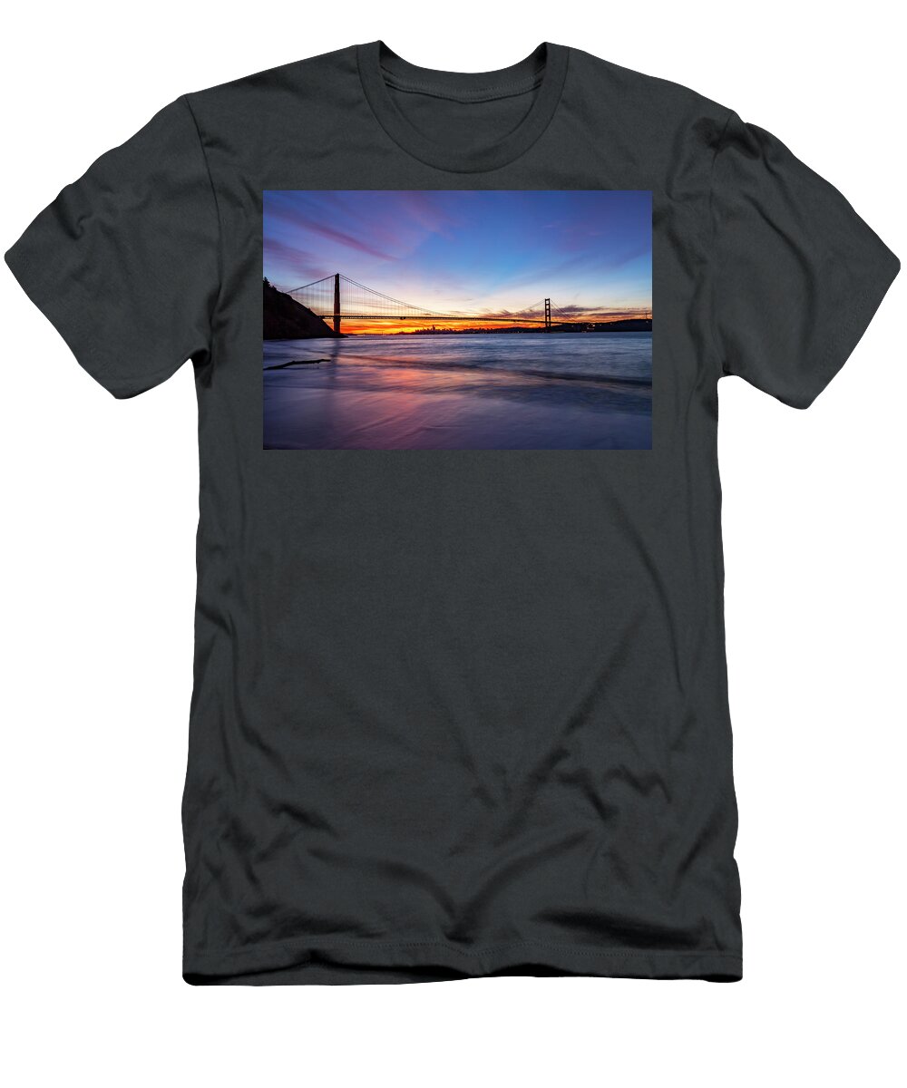 Golden Gate Bridge From Kirby Cove Rick Pisio T-Shirt