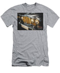 Grille and Headlamps of a Classic Car Visual Motiv T-Shirt