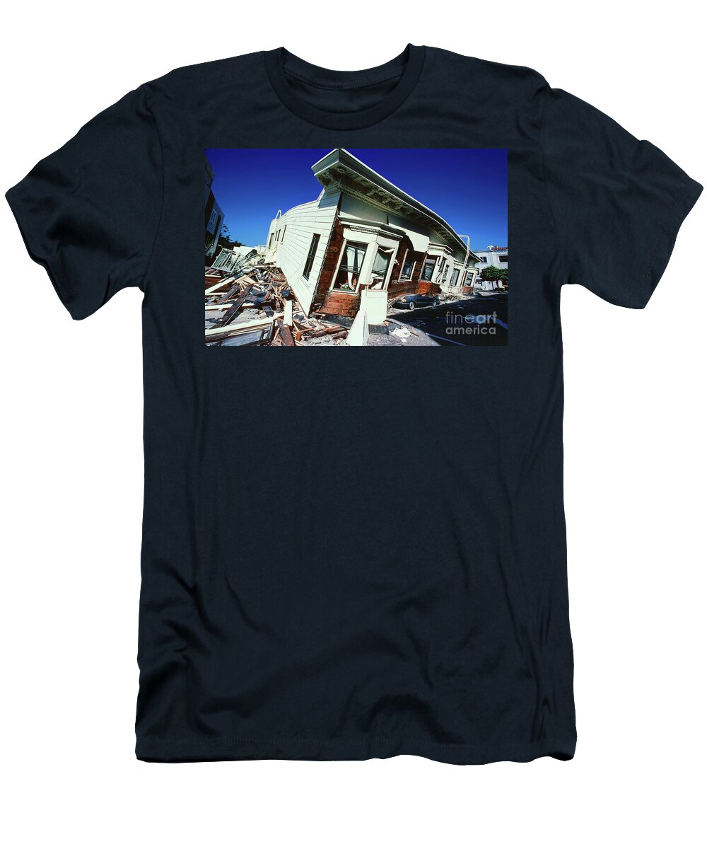 Hardhat Worker Searching for Vicitms Building Collapse San Francisco Wernher Krutein T-Shirt