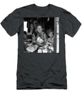 Here Comes Pa Betsy Knapp T-Shirt
