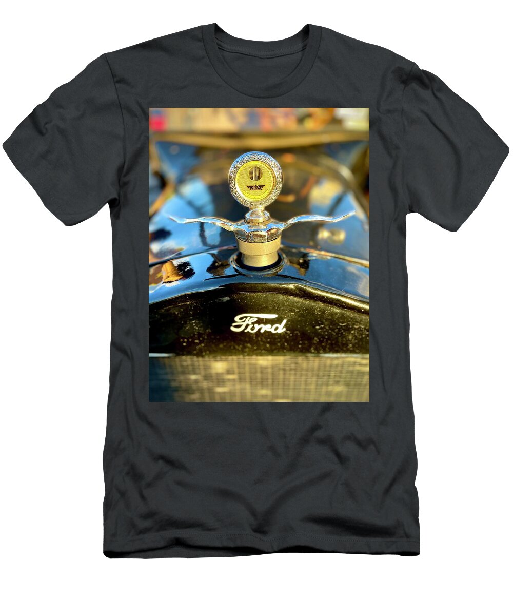 Hood Ornament From an Antique Automobile Bill Swartwout T-Shirt