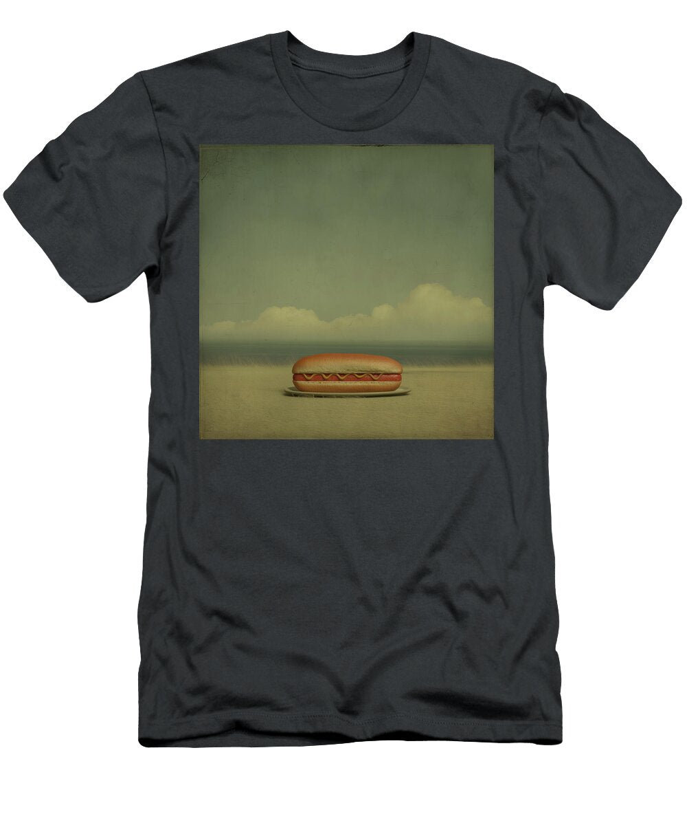 Hot Dog on Plate Near the Beach Day 21 Yo Pedro T-Shirt