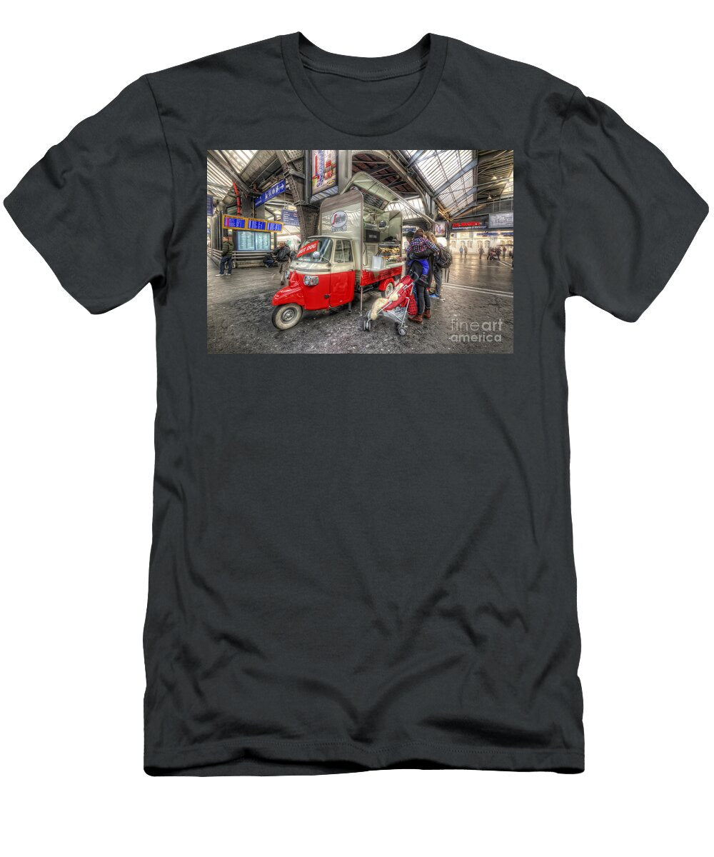 Hotdog Stand At Hauptbahnhof Yhun Suarez T-Shirt