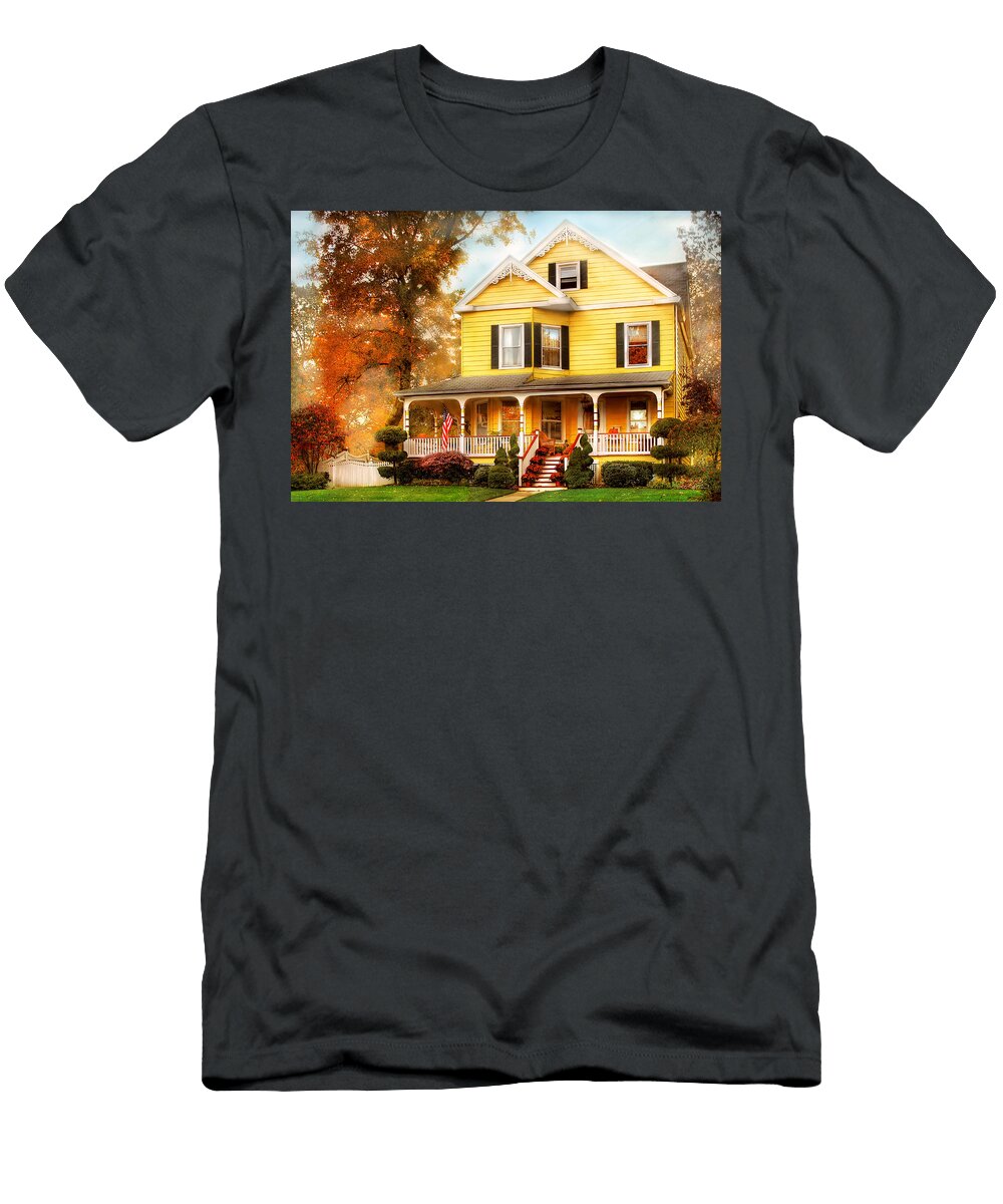 House Westfield Nj Yellow Lace Dream House Mike Savad T-Shirt