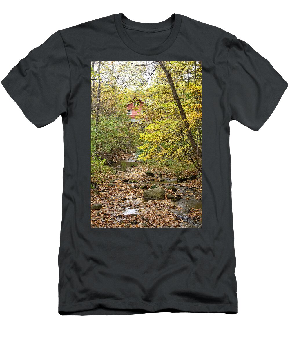 Kirbys Mill Through Fall Leaves Rob Richardson T-Shirt