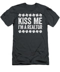 Kiss Me Im a Realtor St Patricks Day1 Nola Arauca T-Shirt