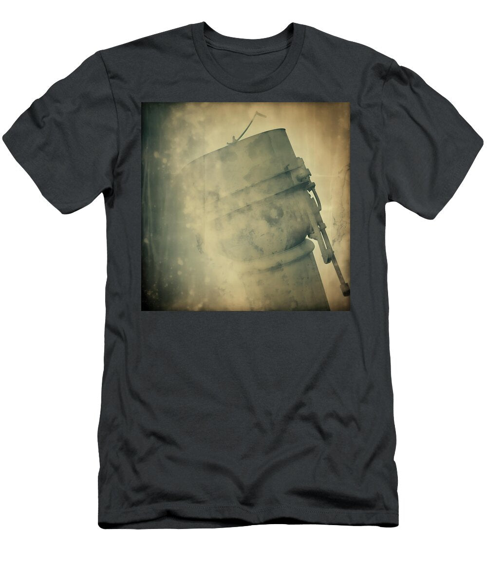 Large Telescope to Explore the Galaxy Yo Pedro T-Shirt