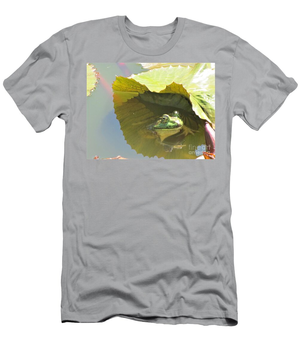 Lily Pad Shelter Cat Pancake T-Shirt