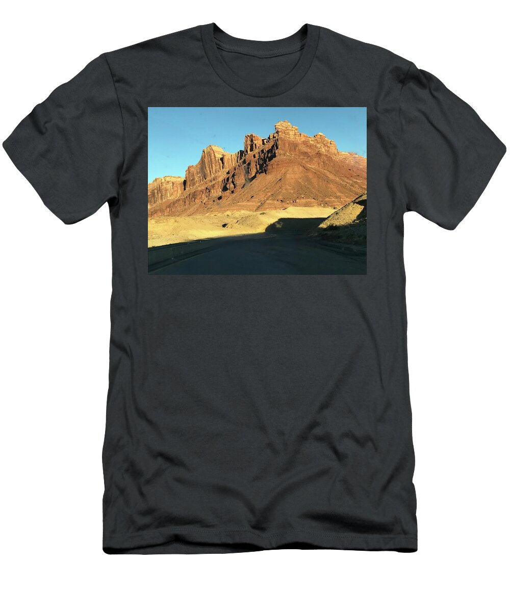 Majestic Red Rock Formation LA Veta Kirby T-Shirt