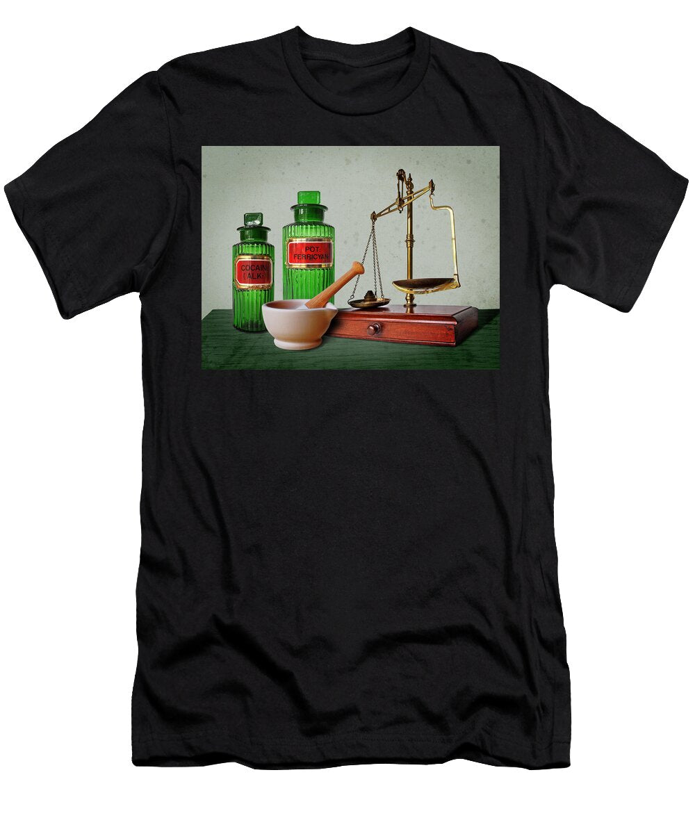 Making Potions Pharmacy Bottles with Weighing Scales and Pestle and Mortar Gill Billington T-Shirt