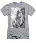 Mirrored Towers in Houston Vertical Bw Bee Creek Photography Tod and Cynthia T-Shirt