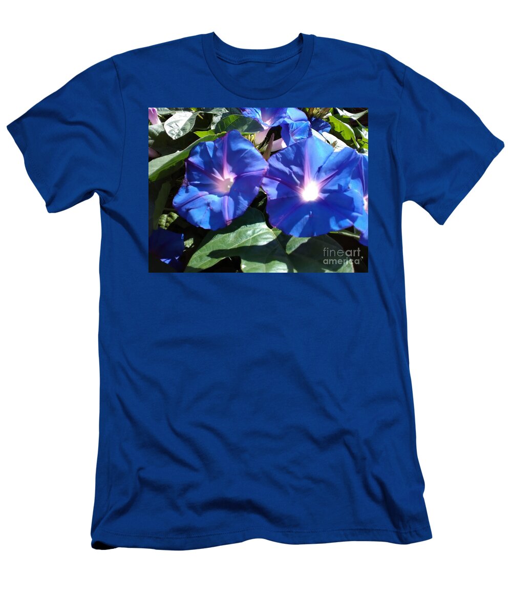 Morning Glory Cat Pancake T-Shirt