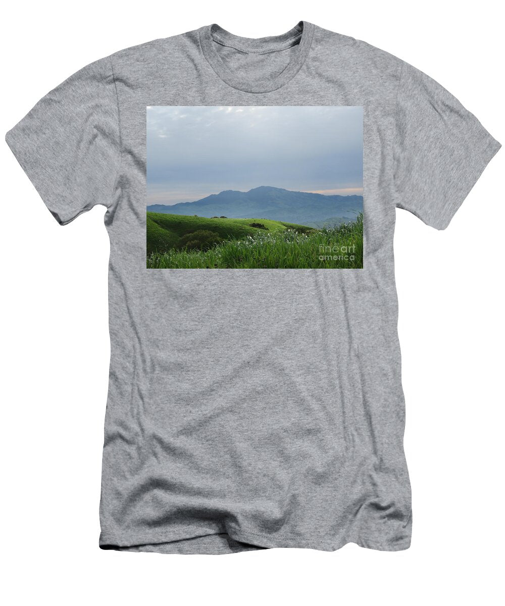 Mt Diablo Beyond the Grass Suzanne Leonard T-Shirt