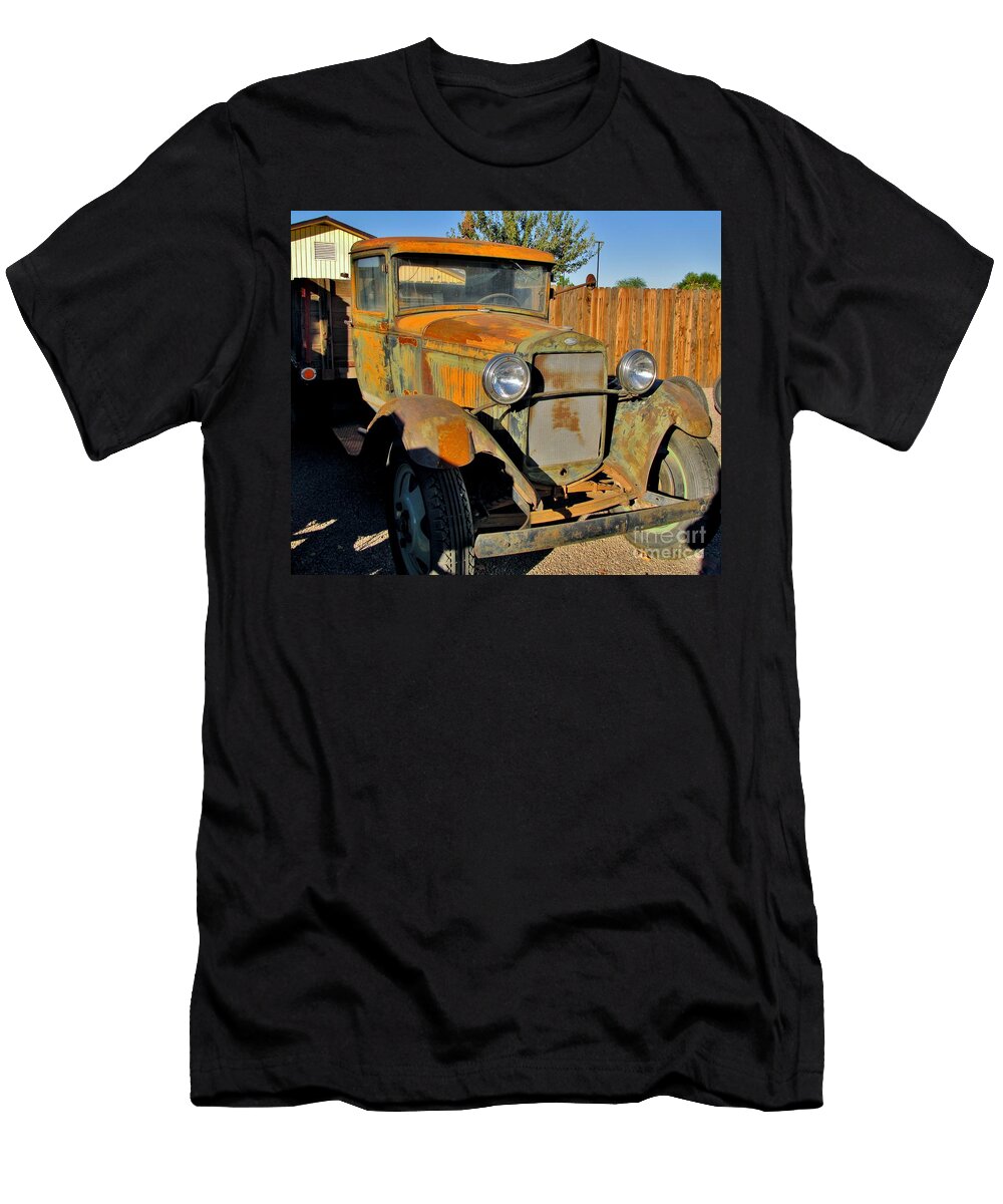 Needs Tlc Marilyn Smith T-Shirt