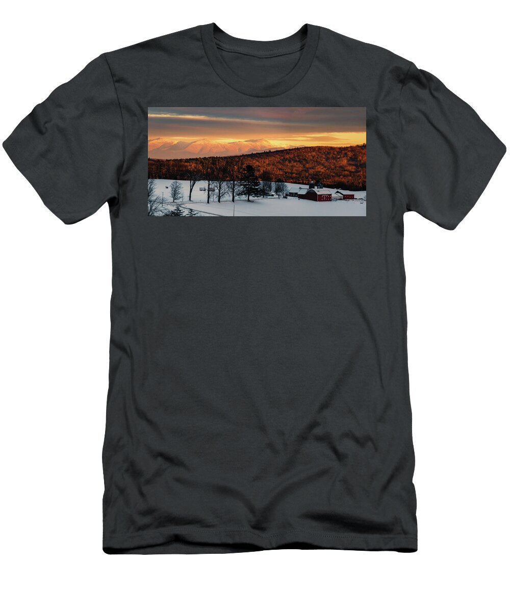 New Hampshires White Mountains From Kirby Vermont John Rowe T-Shirt