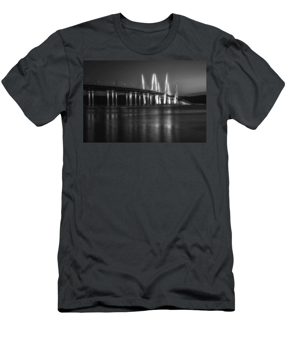 New Tappan Zee Bridge Bw Susan Candelario T-Shirt