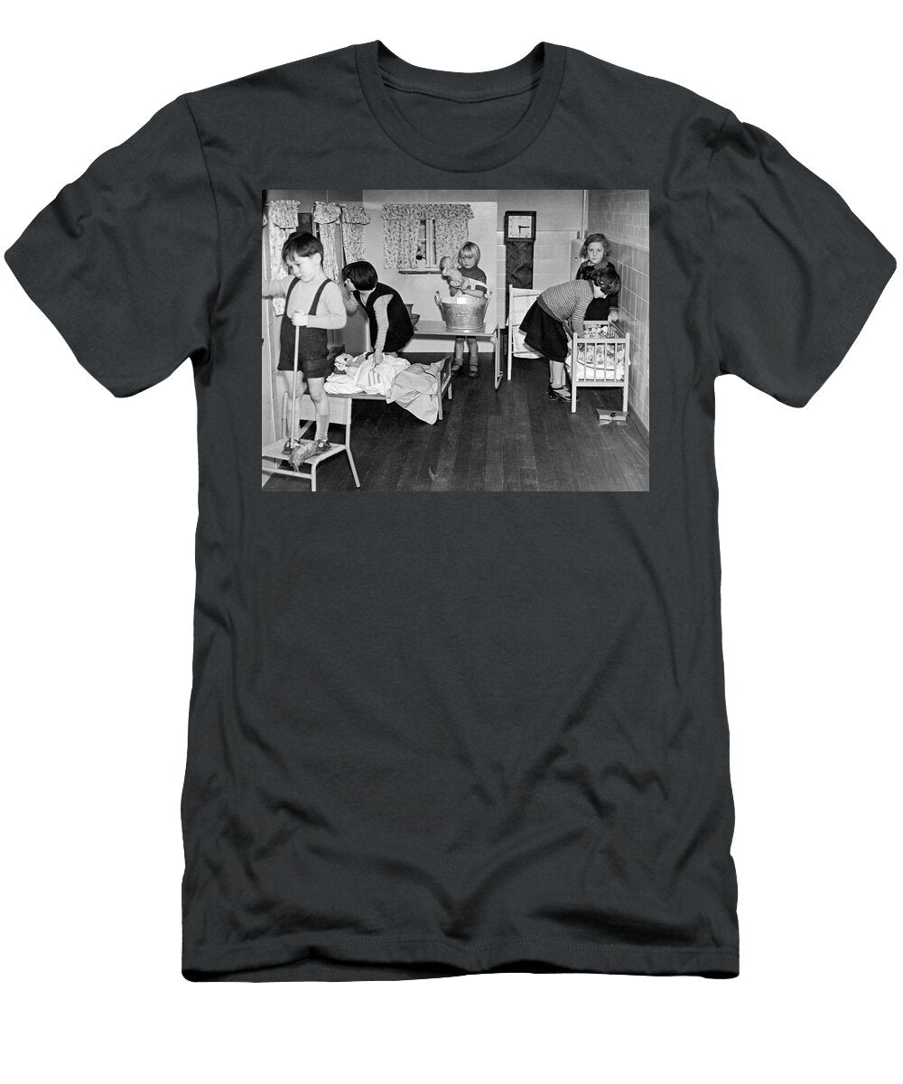 Nursery Class At School Underwood Archives T-Shirt