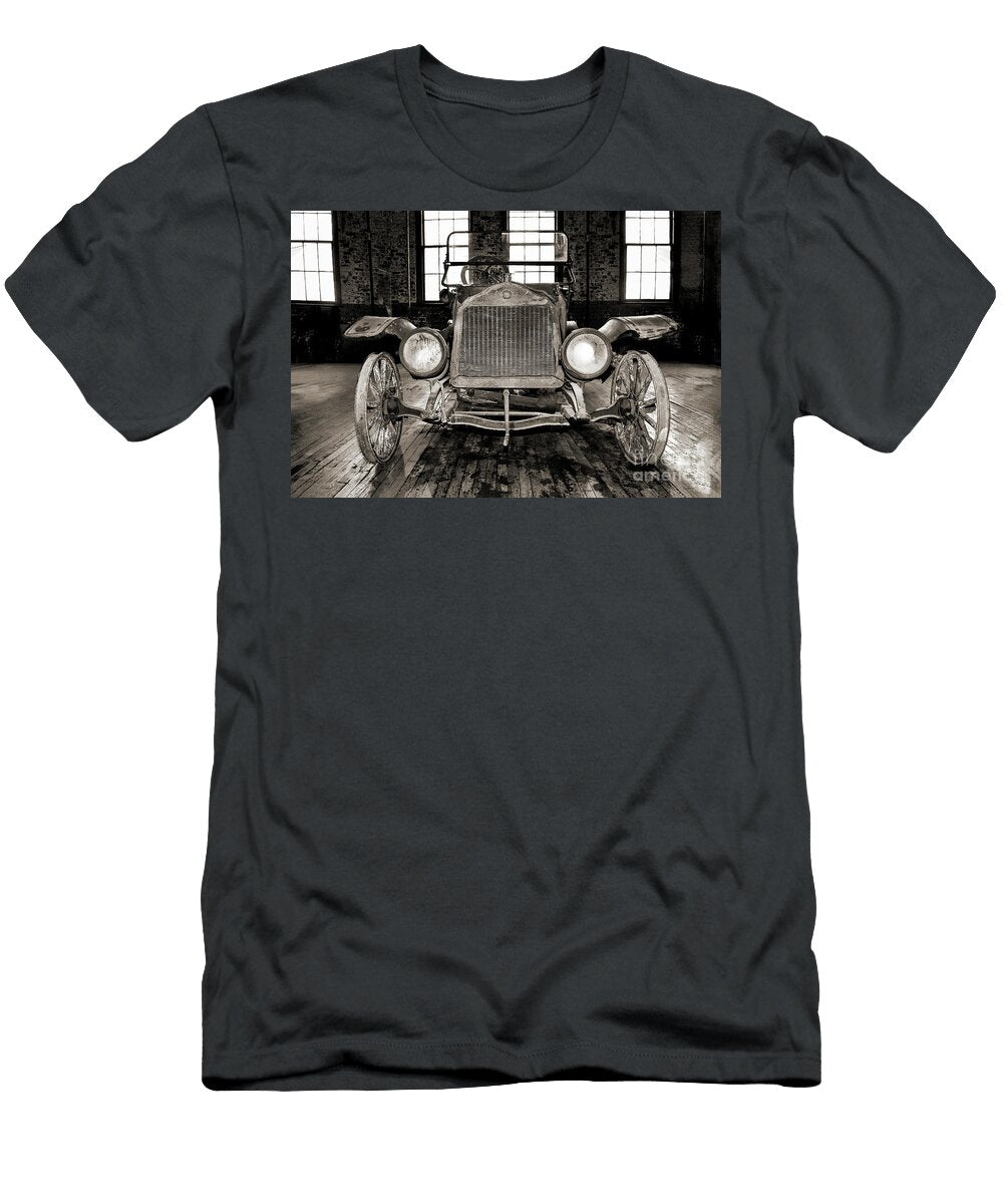 Old Betsy Bw Anthony Ellis T-Shirt
