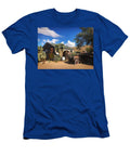 Old Car in Arizona Desert George Niculae T-Shirt