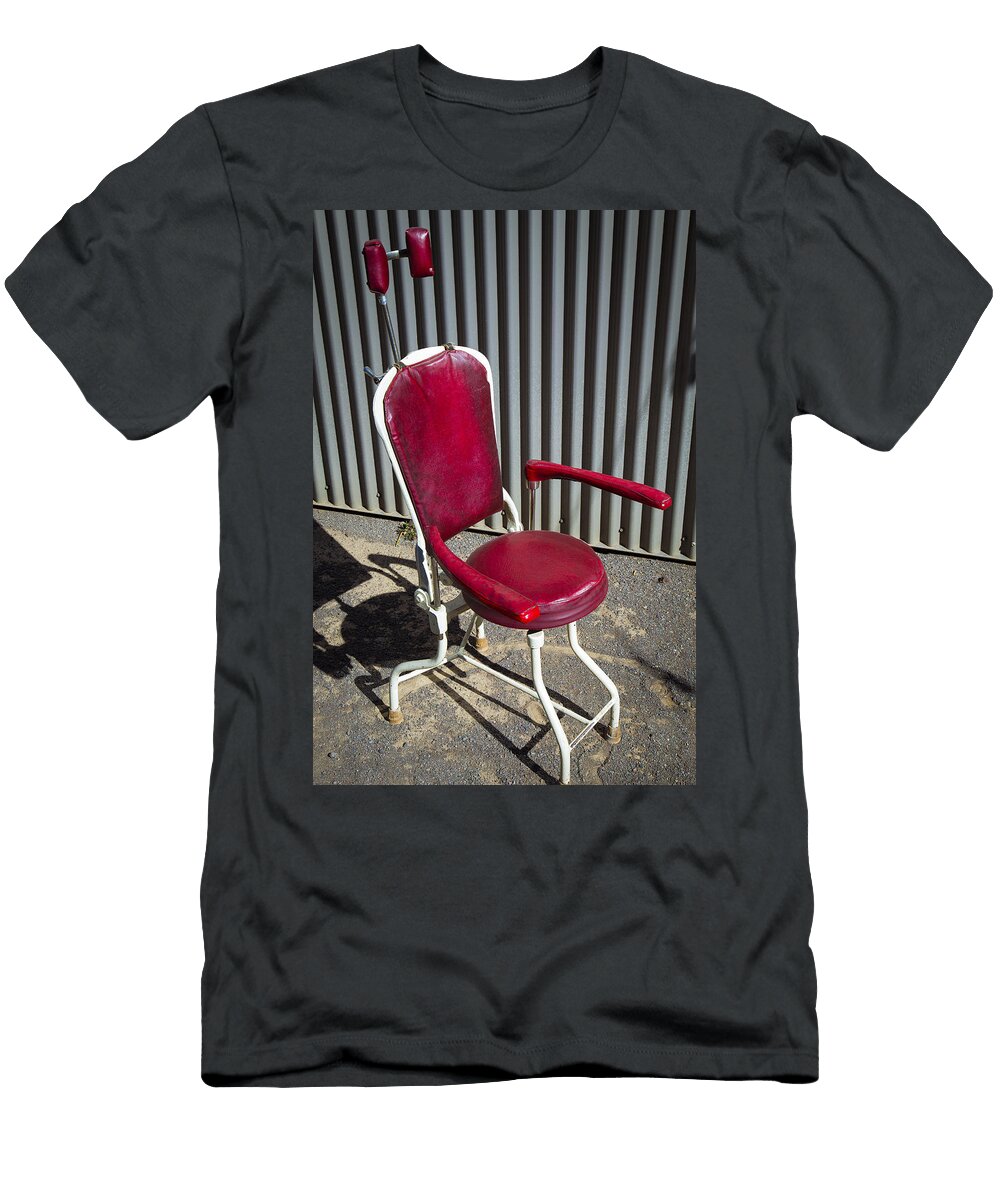 Old Dentist Chair Garry Gay T-Shirt