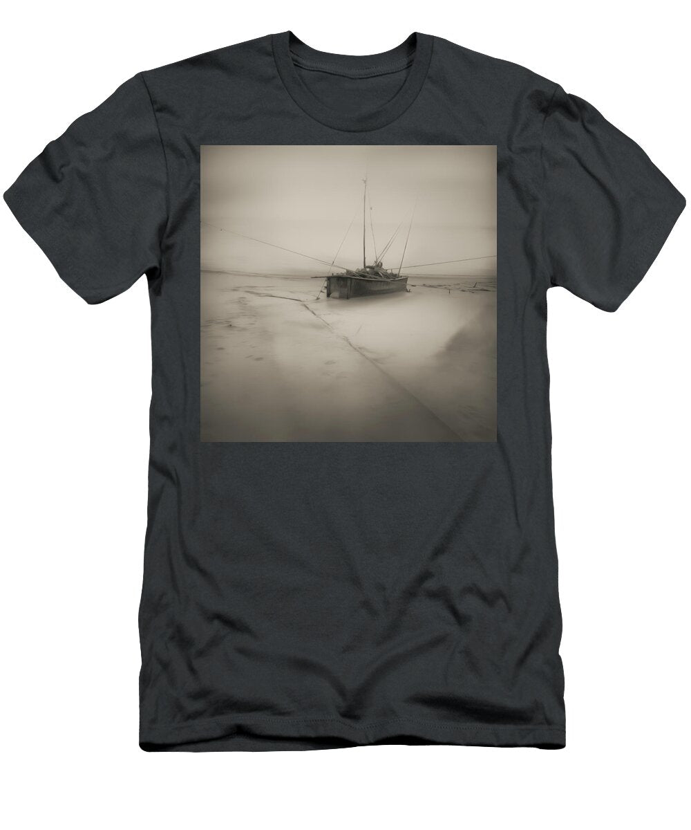 Old Fishing Boat in Muddy Shallows Yo Pedro T-Shirt