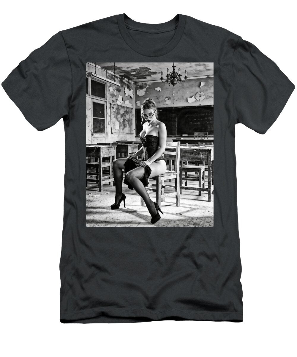 Old School Rebel No3 My Head Cinema T-Shirt