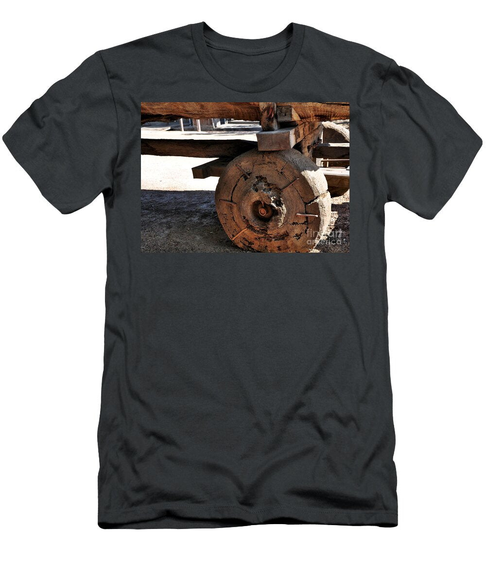 Old Timber Wheel Kaye Menner T-Shirt