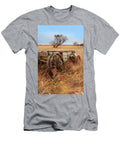 Old Wagon in Field Jill Battaglia T-Shirt