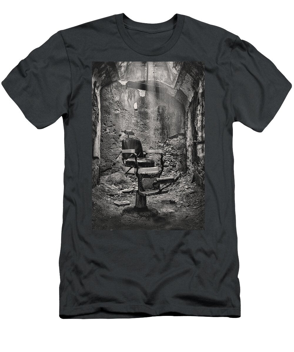Pain Bw Heather Applegate T-Shirt