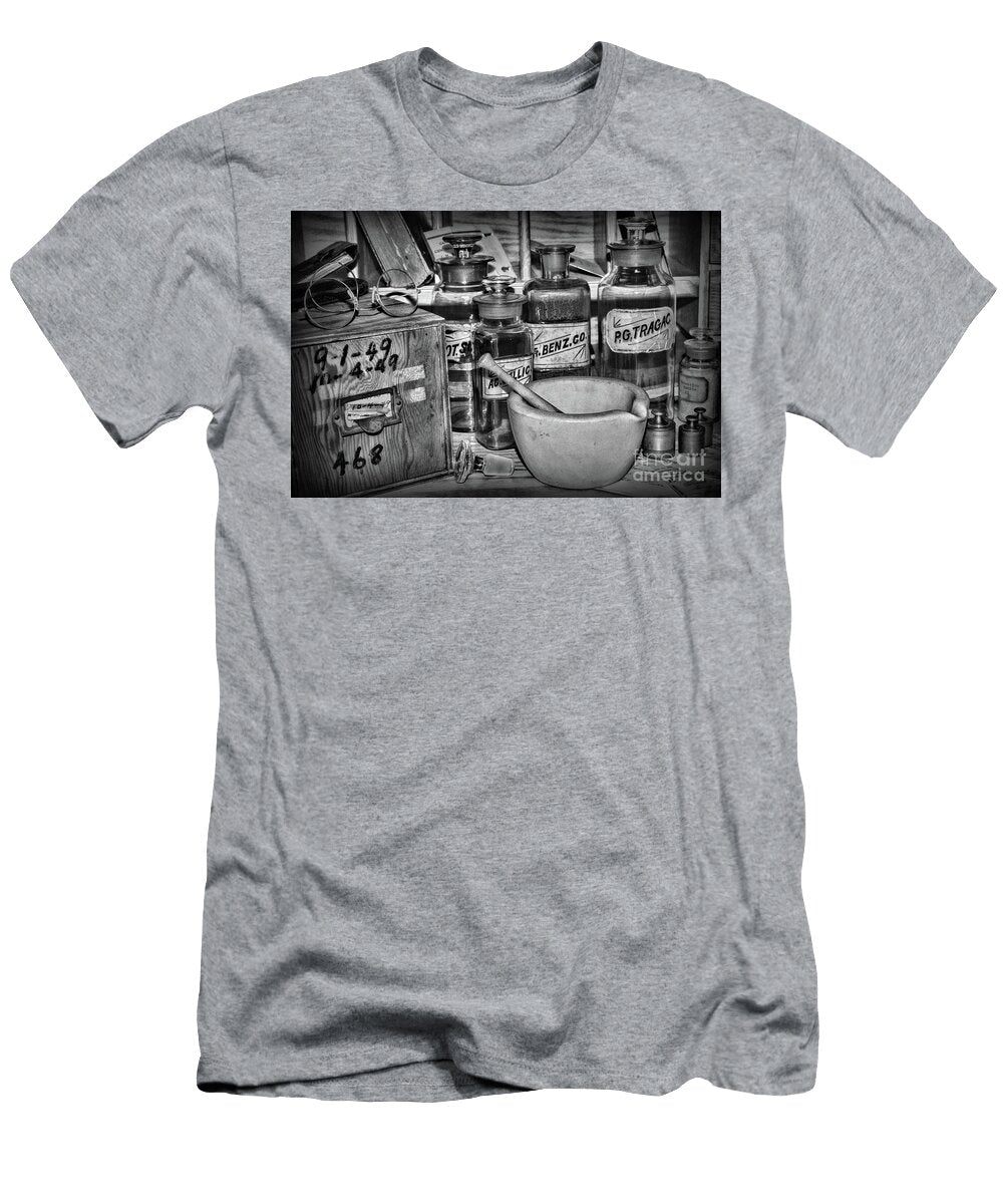 Pharmacist Filling Prescriptions in Black and White Paul Ward T-Shirt
