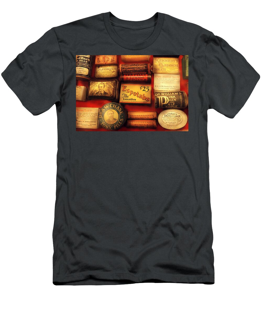 Pharmacist the Druggist Mike Savad T-Shirt